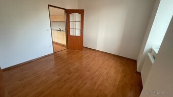 Prodej bytu 2kk 34 m² v Holohlavech - 5