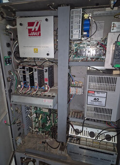 Obráběcí centra - vertikální VM 2HE - 5