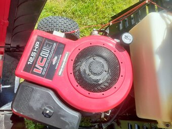 ZAHRADNÍ TRAKTOR MOTEC - 5