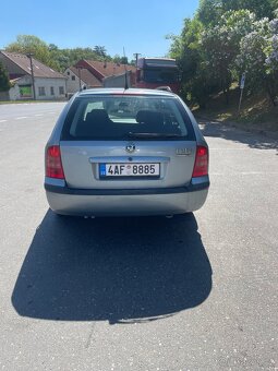 Škoda Octavia 1.6 - 5