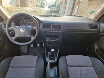VW Golf 4 1,4 55kW - 5