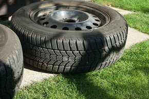 Plechové disky a zimní pneu SAVA 205/60R16 - 5