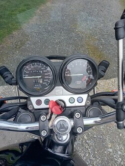 Honda cb 750 - 5