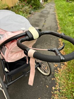 Kočárek na běhání cybex AVI - 5