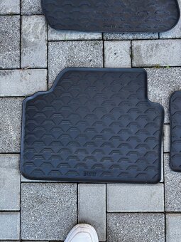 Bmw e90 gumove koberce - 5