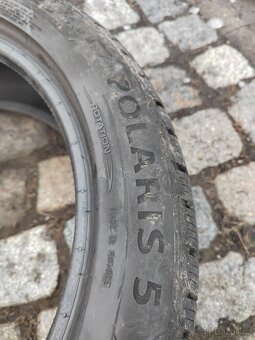 Prodán 2ks zánovních zimních pneu 205/50/17 Barum polaris 5 - 5