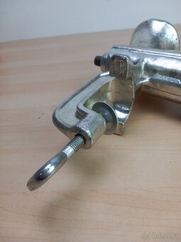 Mlýnek na maso značky KitchenArt - 5