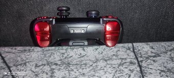 Modifikovaný Dualsense Edge - 5