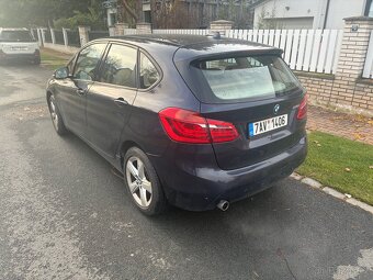 BMW 218d Active Tourer DPH 247t.km kůže 30.4.2015 4,1l - 5