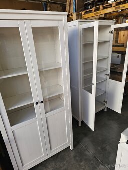 VITRÍNA IKEA HEMNES - 5