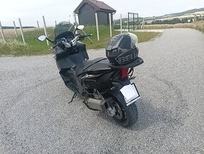 Aprilia SRV 850 - 5