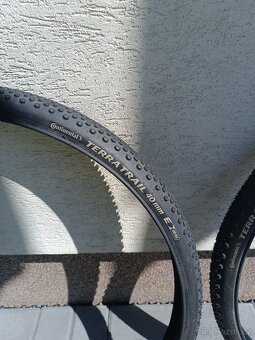 Gravel pneu 700x40C - 5