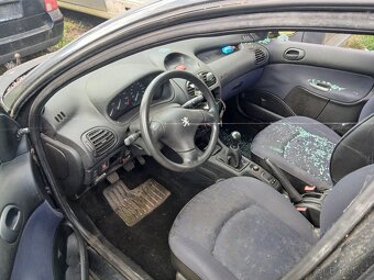 Peugeot 206 1.1i - 5