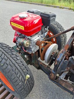 Traktůrek samodomo (nový motor) + malá vlečka - 5