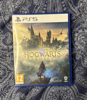 PS5 + 2x DualSense + 4 hry + 5 let záruka - 5