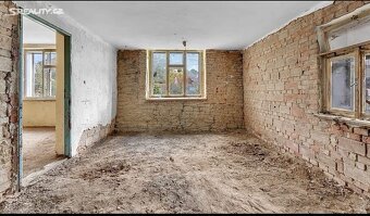 PRODÁM DŮM SEBRANICE - 5