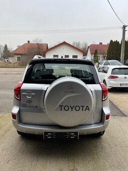 Toyota Rav4 2.2 D-4D 4x4 = Uzávierk, Bez korozie, = - 5