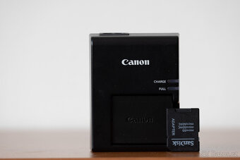 Canon 1100D - iba 7000 snímkov - 5