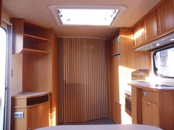 Prodám karavan Adria - 5
