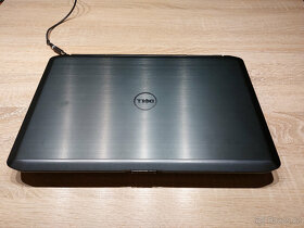 Velký notebook Dell Latitude E5530 Win 10 - 5