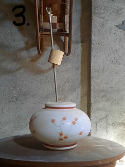 Lustry. - 5