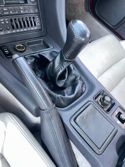MITSUBISHI 3000 GT - 5