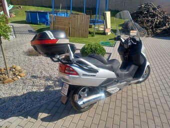 Suzuki AN 400 Burgman 2001 - 5