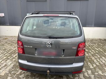 Volkswagen Touran 1,9 TDI 77kW Comfortline (2007) - 5
