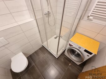 Pronájem bytu 1+kk/B 34 m2 v osobním vlastnictví v Horoměřic - 5