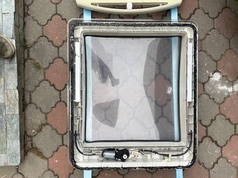 Střešní elektrické okno - 5