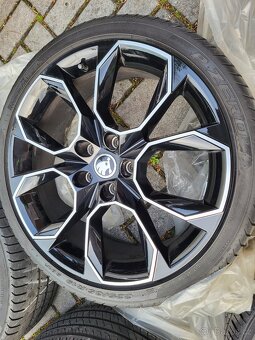 19" Škoda Extreme Octavia III RS 5E 5x112 Pneu 7mm - 5