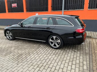 Mercedes-Benz E 220 d Avantgarde Kombi - 5