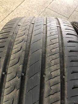 225/45/17 prodám sadu pneu - 5
