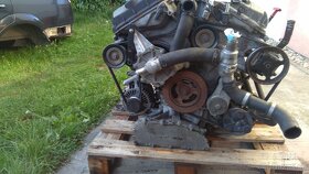 Jaguar S Type 2,5 V6 benzin 144 KW - 5
