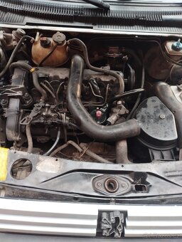 Peugeot 205 1.8 D (1986) – kompletní vůz bez TP + spousta ná - 5