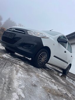 Hyundai i10 1.1 51kW - 5