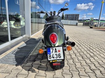 Triumph Rocket III Roadster - 5