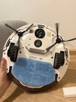 Robotický vysavač ETA - 5