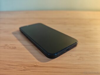 Apple iPhone 13 128GB Midnight, TOP stav - 5