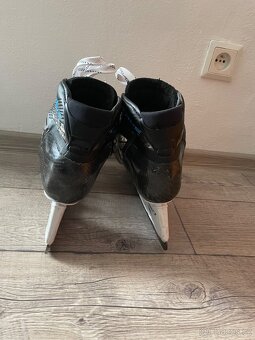 Profesionální brankářské brusle True Custom Two Piece - 5