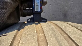 Letní pneu 245/40/18 Pirelli - 5