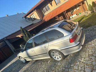 BMW E39 528i - 5