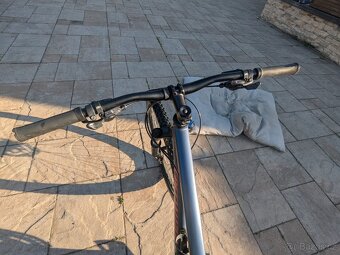 Horské kolo Specialized Pitch – super stav, 27,5", velikost - 5
