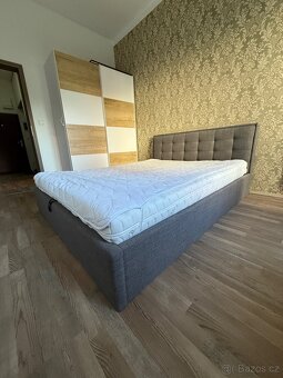 Postel 160×200 cm s úložným prostorem + matrace - 5