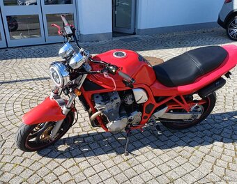 Suzuki GFZ 600 - 5