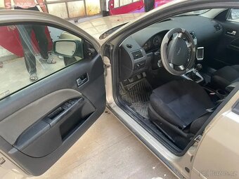 Ford Mondeo 2005 2.0tdci - 5