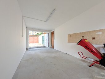 Prodej garáže se zahradou / celkem 548 m² - 5
