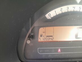 Prodám Citroen C3 1.1 benzin - 5