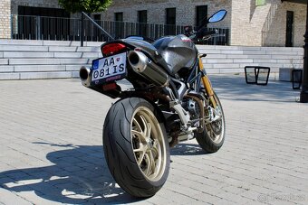 Ducati Monster 1100S - 5