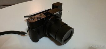 Sony DSC-RX100 M3 - 5